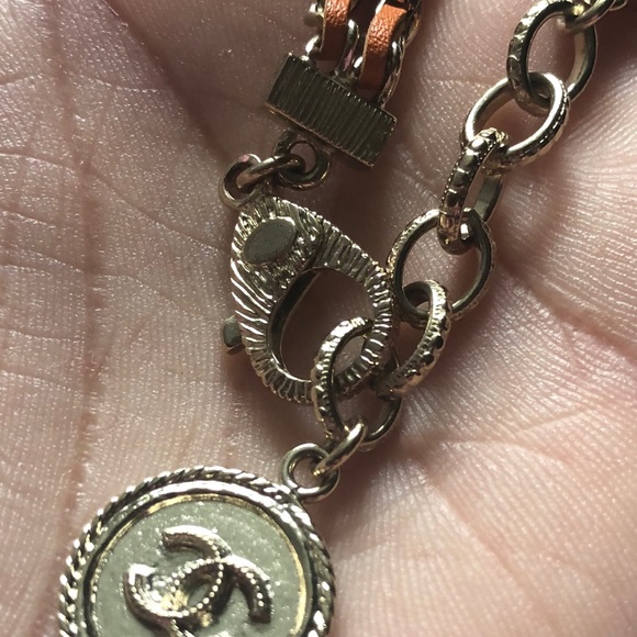 CHANEL-AUTHENTIC RARE VTG Leather/Metal BRACELET - Picture 10 of 16